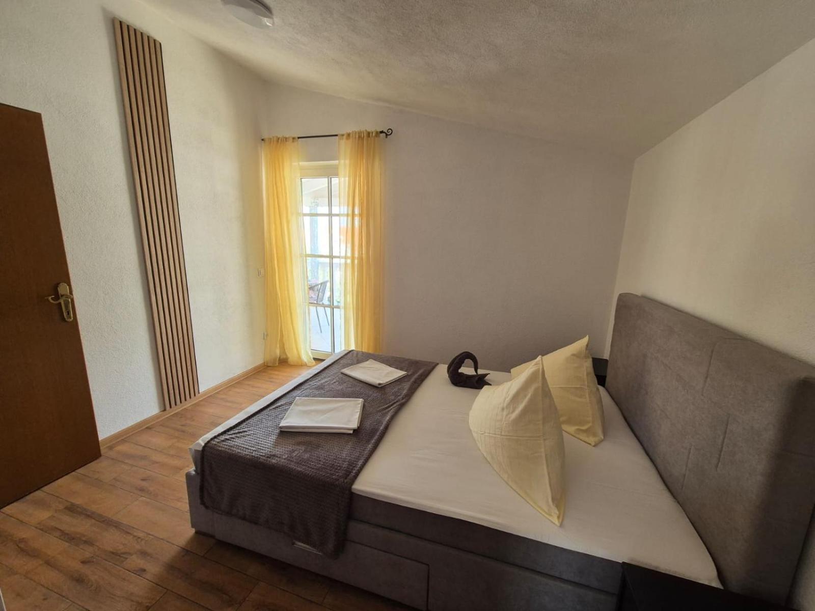 Vila Mateja Trogir Bagian luar foto